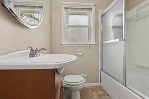 926 Lynn Ave, Kalamazoo, MI 49008 - Photo 11