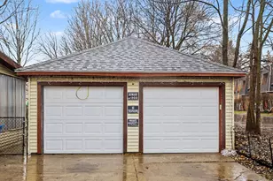 683 Capital Ave NE, Battle Creek, MI 49017 - Photo 25