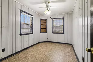 683 Capital Ave NE, Battle Creek, MI 49017 - Photo 9