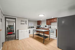 460 Green St, Constantine, MI 49042 - Photo 9