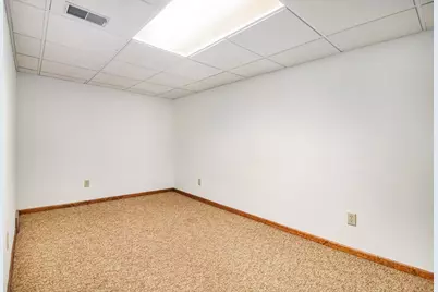 5822 Leisure S Drive SE, Grand Rapids, MI 49548 - Photo 13