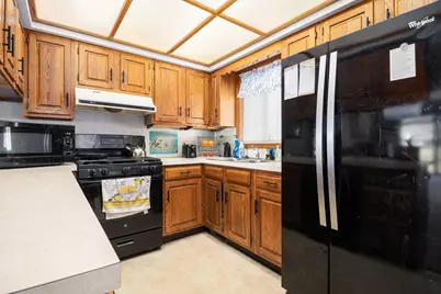 5822 Leisure S Drive SE, Grand Rapids, MI 49548 - Photo 3