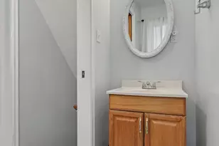 27657 Lorraine Ave, Warren, MI 48093 - Photo 19