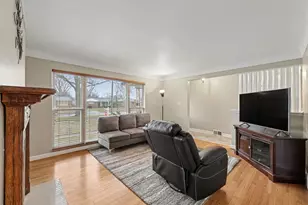 27657 Lorraine Ave, Warren, MI 48093 - Photo 7