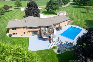 10303 Orchard Ln, Lakeview, MI 48850 - Photo 1
