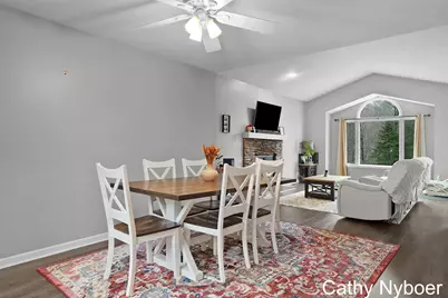 13478 Lakeshore Avenue, Grand Haven, MI 49417 - Photo 7