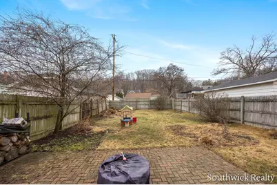 19 Richards Avenue NW, Grand Rapids, MI 49504 - Photo 33