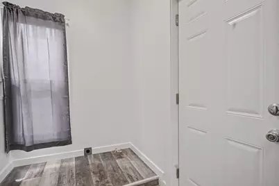 16 S Broad Street, Battle Creek, MI 49017 - Photo 19