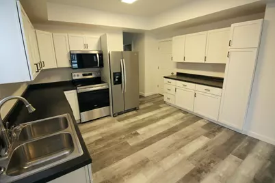 16 S Broad Street, Battle Creek, MI 49017 - Photo 7