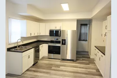 16 S Broad Street, Battle Creek, MI 49017 - Photo 5