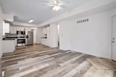 16 S Broad Street, Battle Creek, MI 49017 - Photo 5