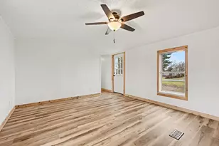 68544 Co Rd 372, Hartford, MI 49057 - Photo 7