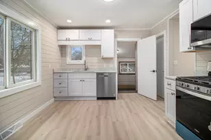 8496 Mill St, Onekama, MI 49675 - Photo 7