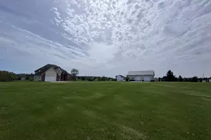1026 Deer Valley Dr, Manchester, MI 48158 - Photo 3