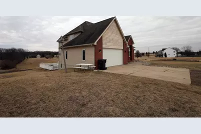 1026 Deer Valley Dr, Manchester, MI 48158 - Photo 9