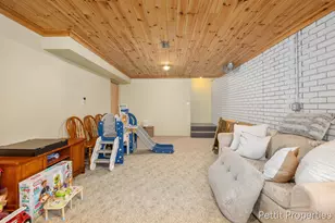 623 Lennon Ln, Gladwin, MI 48624 - Photo 21