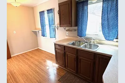 907 Bruce Street, Ann Arbor, MI 48103 - Photo 3