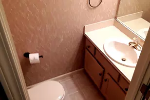 38640 Evonshire, Farmington Hills, MI 48331 - Photo 7