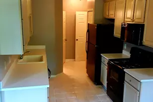 38640 Evonshire, Farmington Hills, MI 48331 - Photo 5