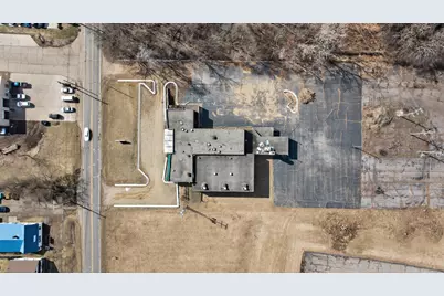 1002 E South Street, Jackson, MI 49203 - Photo 11