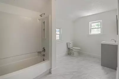 612 N Walnut Street, Lansing, MI 48933 - Photo 25