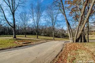 4268 Bradford St NE, Grand Rapids, MI 49525 - Photo 3