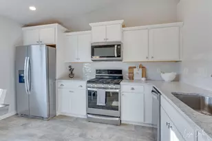 1309 Waterpoint Ct, Whitehall, MI 49461 - Photo 17