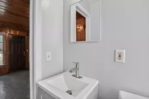 18759 Huntington Ave, Harper Woods, MI 48225 - Photo 39