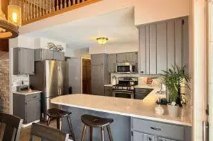 15290 Canary Dr, Grand Haven, MI 49417 - Photo 7