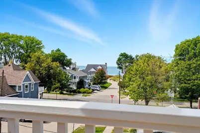 622 Vine Street, Saint Joseph, MI 49085 - Photo 5