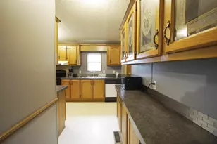 6490 Wintergreen Dr, Fennville, MI 49408 - Photo 9