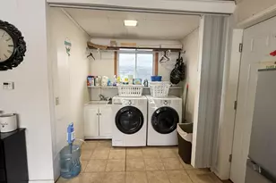 910 Elizabeth Ct, Mount Pleasant, MI 48858 - Photo 19