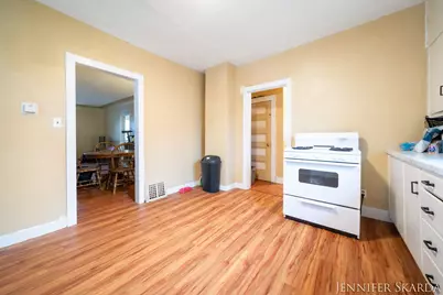 296 W Larch Avenue, Muskegon, MI 49441 - Photo 25