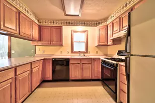 7585 Tree Top Ln, Pigeon, MI 48755 - Photo 11