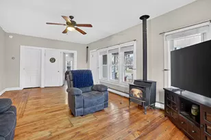 229 S Jeffery St, Ithaca, MI 48847 - Photo 9