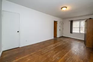 1298 Colfax Ave, Benton Harbor, MI 49022 - Photo 25