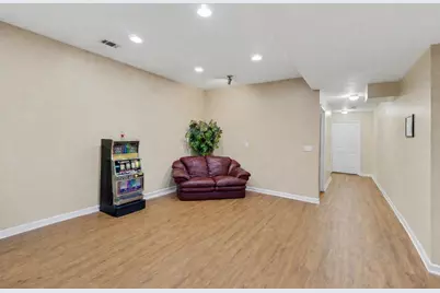 10044 W Sargent Road, Fowlerville, MI 48836 - Photo 27