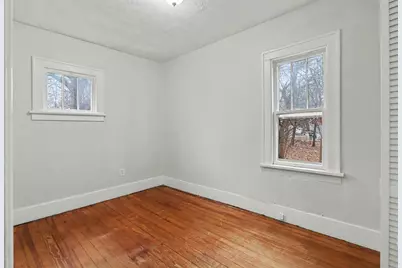 570 E Dale Avenue, Muskegon, MI 49442 - Photo 9