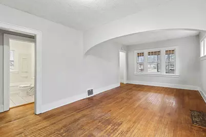 570 E Dale Avenue, Muskegon, MI 49442 - Photo 5
