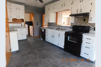 108 Hill Street, Dowagiac, MI 49047 - Photo 7