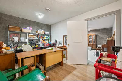 18470 195th Avenue, Big Rapids, MI 49307 - Photo 11