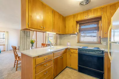 345 Orleans Avenue, Battle Creek, MI 49015 - Photo 9