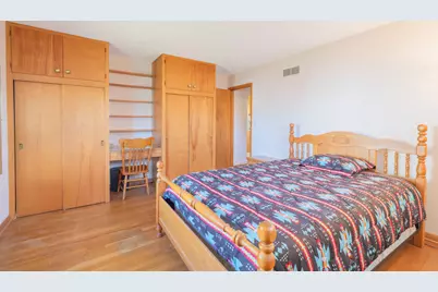 345 Orleans Avenue, Battle Creek, MI 49015 - Photo 17