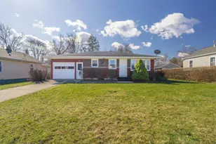 345 Orleans Ave, Battle Creek, MI 49015 - Photo 1