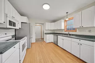 10487 Territorial Rd, Munith, MI 49259 - Photo 7