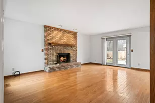 1284 Brandywine St, Temperance, MI 48182 - Photo 9