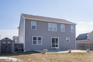 58800 Silvergrass Dr, Mattawan, MI 49071 - Photo 3