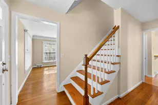 576 Golfview Blvd, Birmingham, MI 48009 - Photo 7