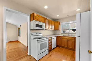 576 Golfview Blvd, Birmingham, MI 48009 - Photo 15