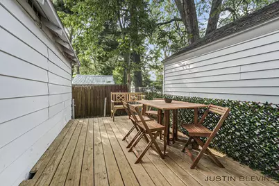 483 Kenwood Street NE, Grand Rapids, MI 49505 - Photo 23